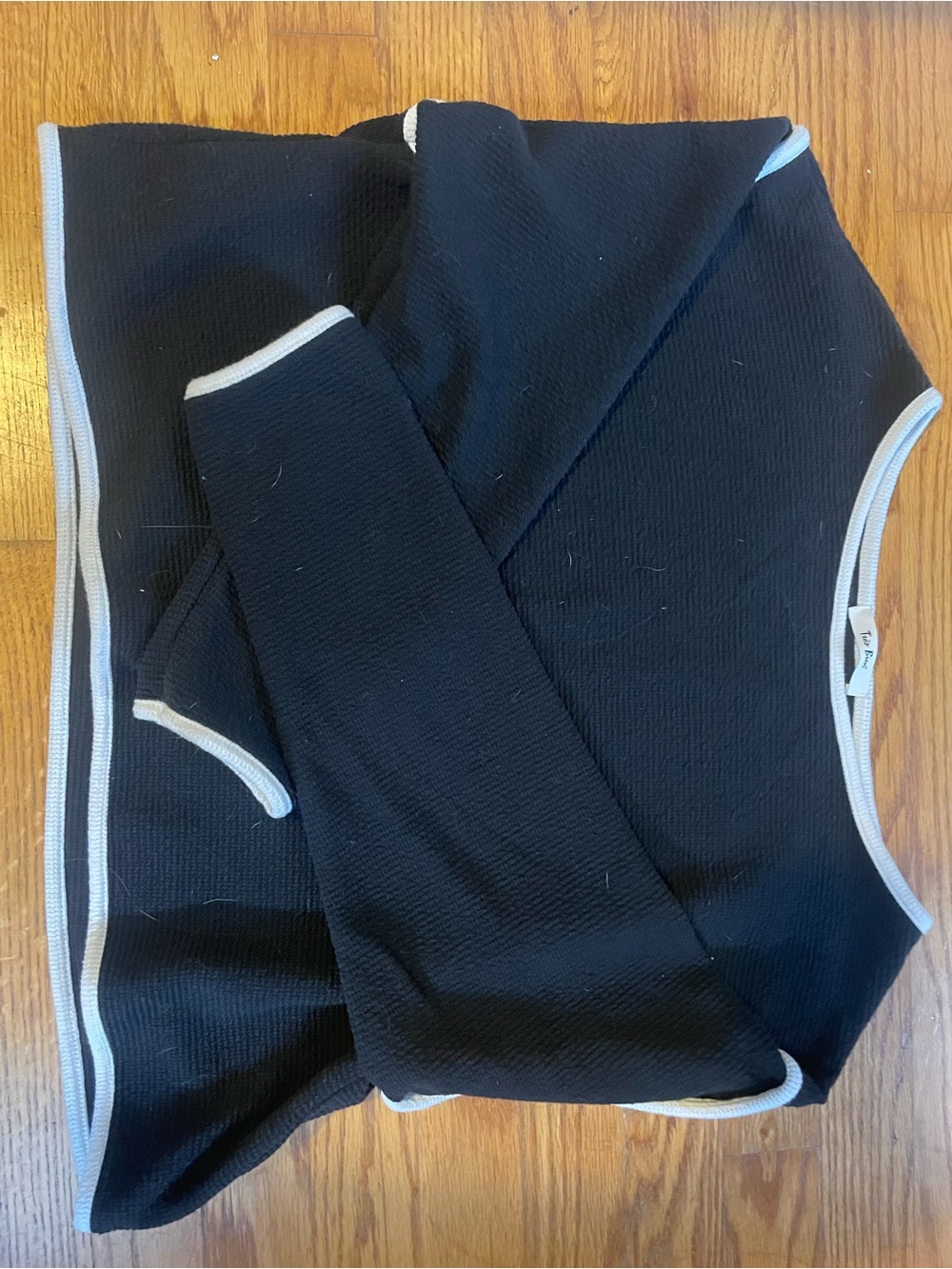 Woman’s crop top sweater with White Trim